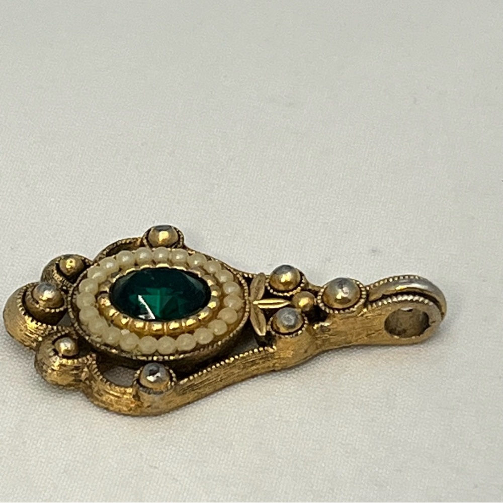 Vintage 1976 Avon Versailles Green Rhinestone Necklace Pendant - Picture 7 of 16